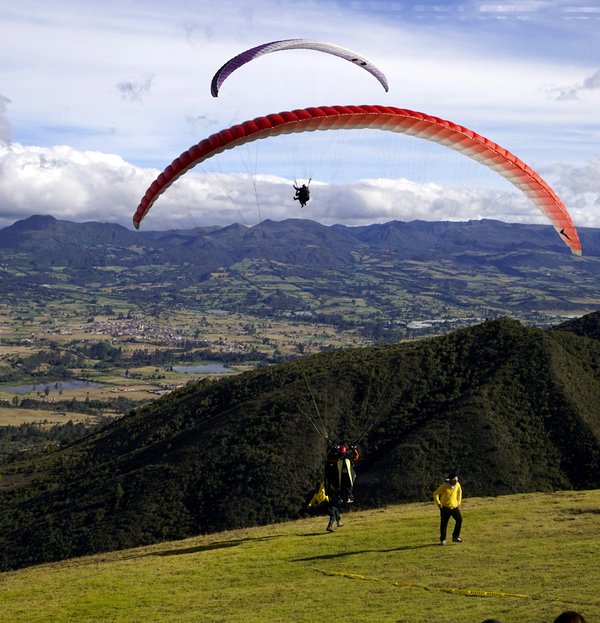 Où pratiquer le parapente au-dessus des montagnes de la Cordillère Blanche, Pérou?